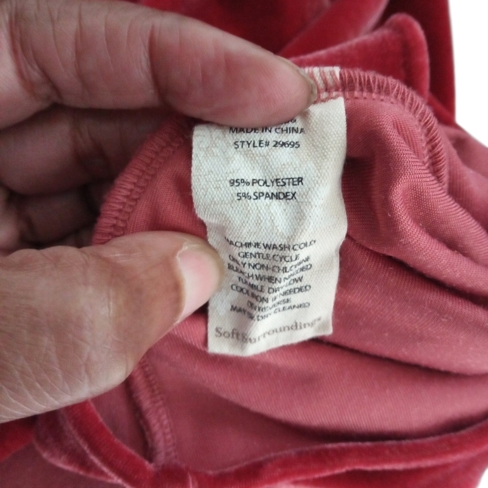 Soft Surroundings Red Velour Button Front Blouse Quiet Luxury Holiday Shirt Sz M - Picture 7 of 8